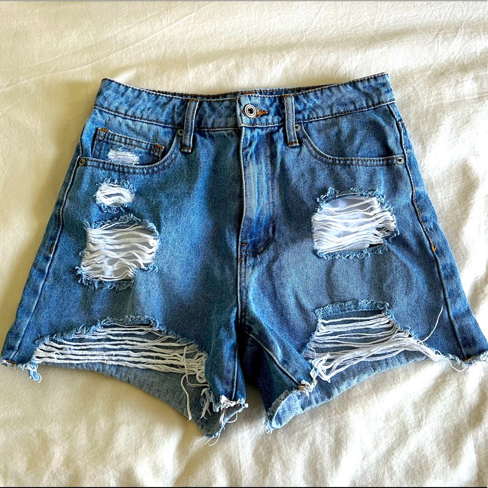 YMI High Rise Denim Shorts Size 4
